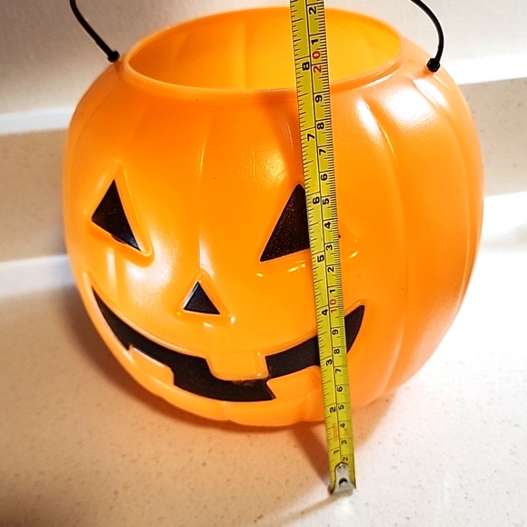 Candy Bowls.  Extra Large with spider webs and a blowmold pumpkin bucket. - Picture 6 of 6
